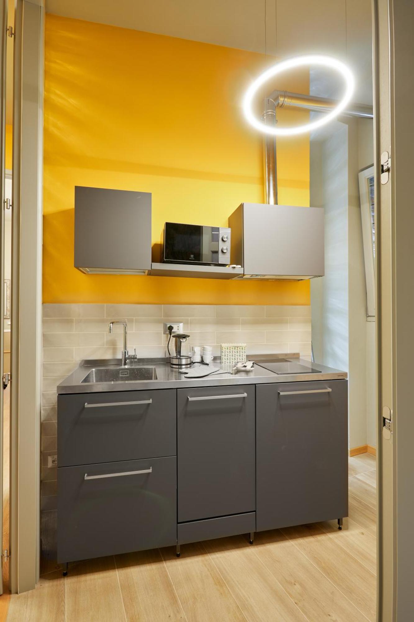 Central And Comfy Apartment Free Netflix And Disney Plus Болоня Екстериор снимка