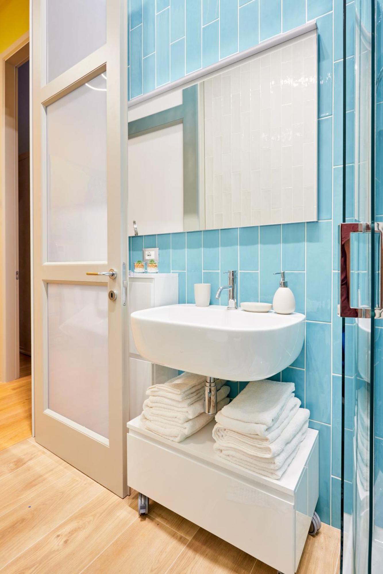 Central And Comfy Apartment Free Netflix And Disney Plus Болоня Екстериор снимка